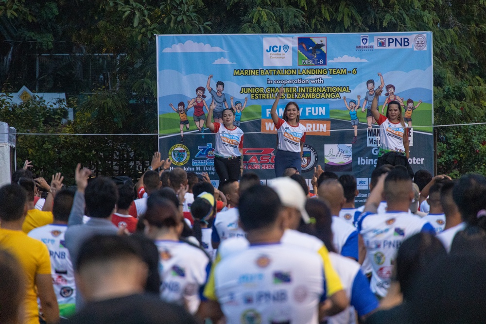 Marine Special Operations Company – Philippines participate in “Family Fun Walk &amp; Run” event in Zamboanga, Philippines