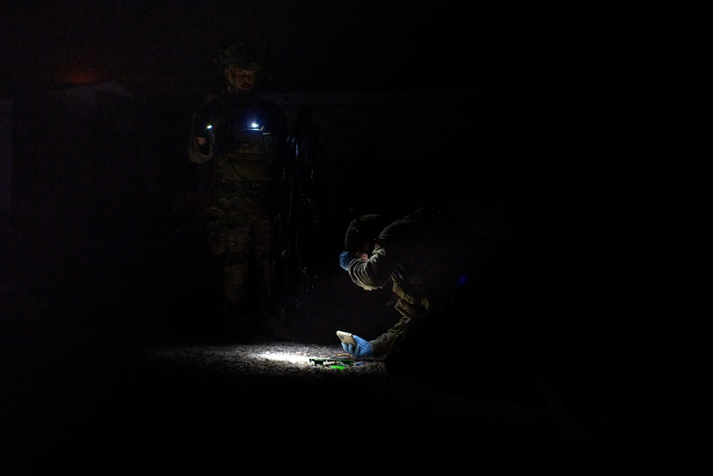 379th ECES EOD conducts Operation Crushing Salvo