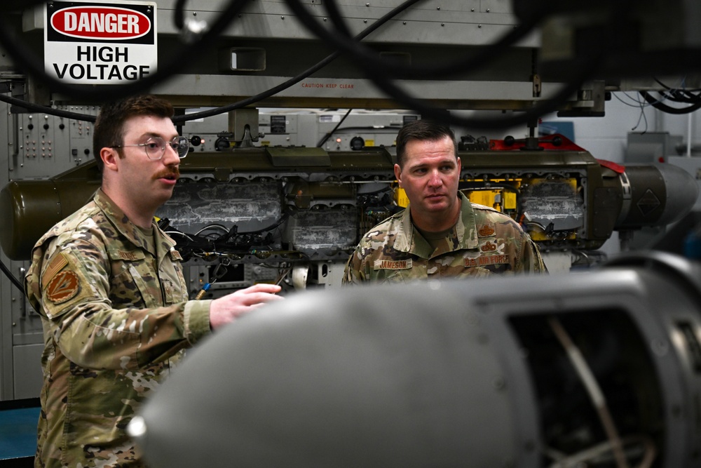 USAFWC leadership visit 350th SWW