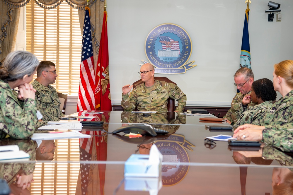 MEDICAL READINESS COMMAND EAST COMMANDING GENERAL VISITS NMCP