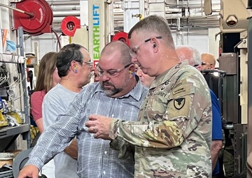 Army leaders visit Red River, reinforce impact of expeditionary OIB