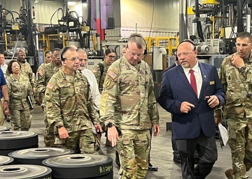 Army leaders visit Red River, reinforce impact of expeditionary OIB