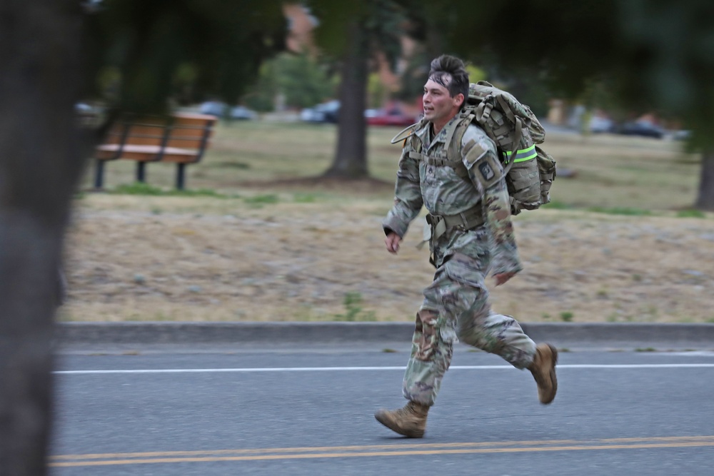 Final Event for 13th CSSB Soldiers Earning German Badge