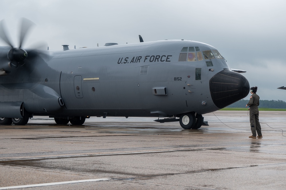 403rd Wing C-130Js evacuate ahead of Francine