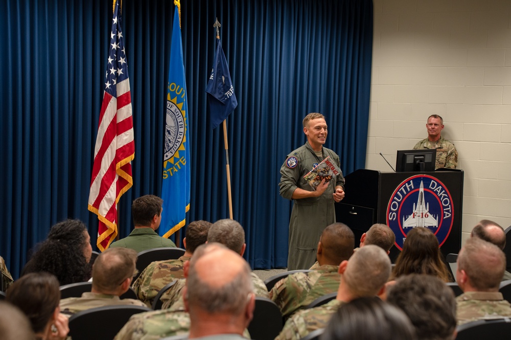 175th Fighter Squadron Welcomes New Commander