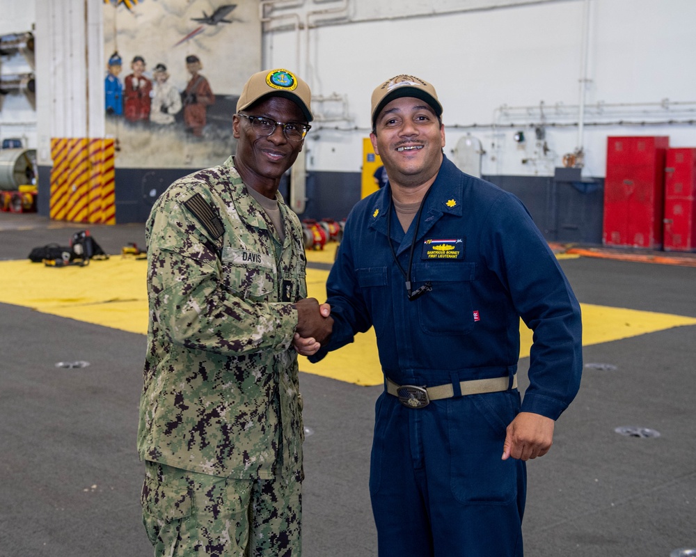 USS Ronald Reagan (CVN 76) hosts U.S. Pacific Fleet Master Chief Donald L. Davis Jr.