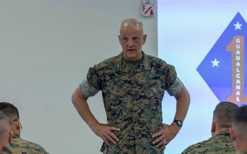 1st Marine Division hosts comprehensive company commanders course