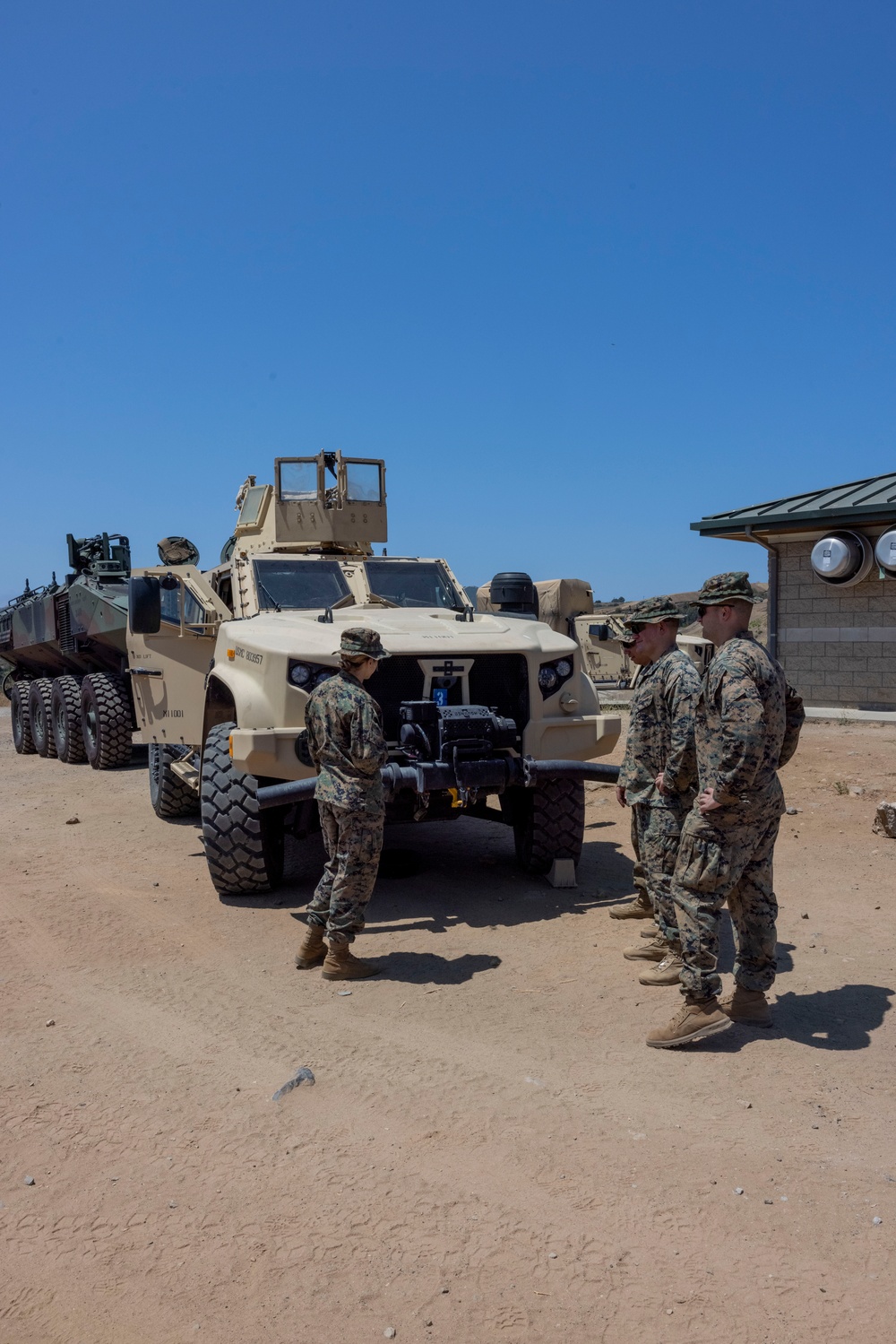 1st Marine Division hosts comprehensive company commanders course