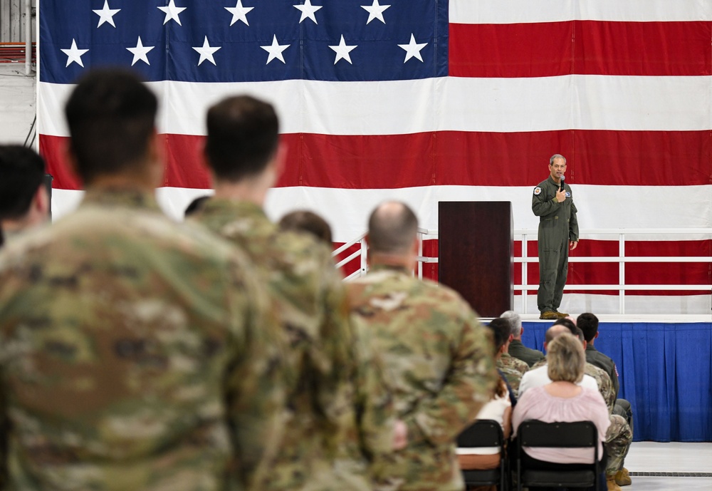 ACC command team visit Offutt Air Force Base