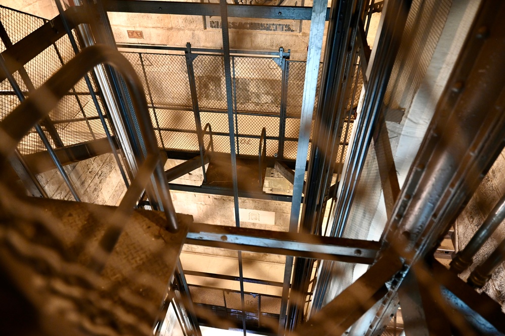 D.C. and Virginia Guardsmen participate in 9/11 memorial stair climb at Washington Monument