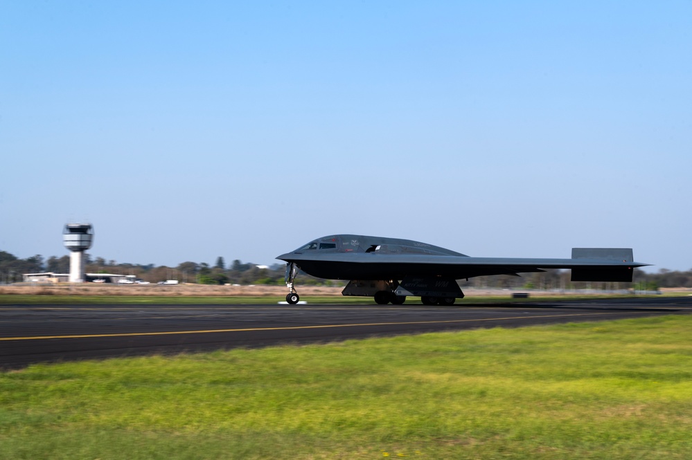 Beauty meets lethality as B-2 Spirits soar above Indo-Pacific