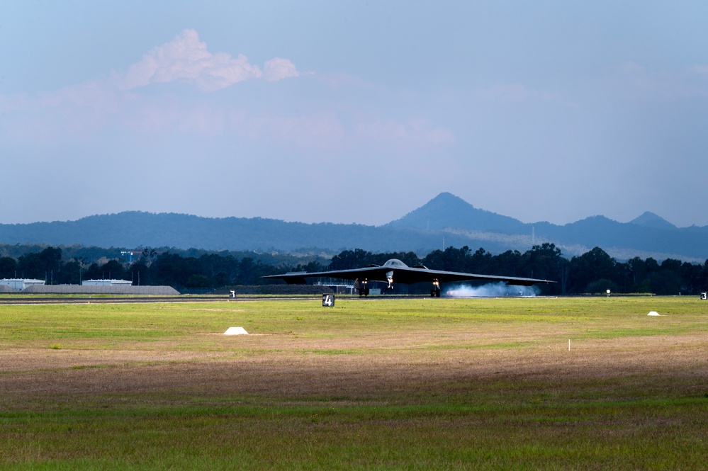 Beauty meets lethality as B-2 Spirits soar above Indo-Pacific