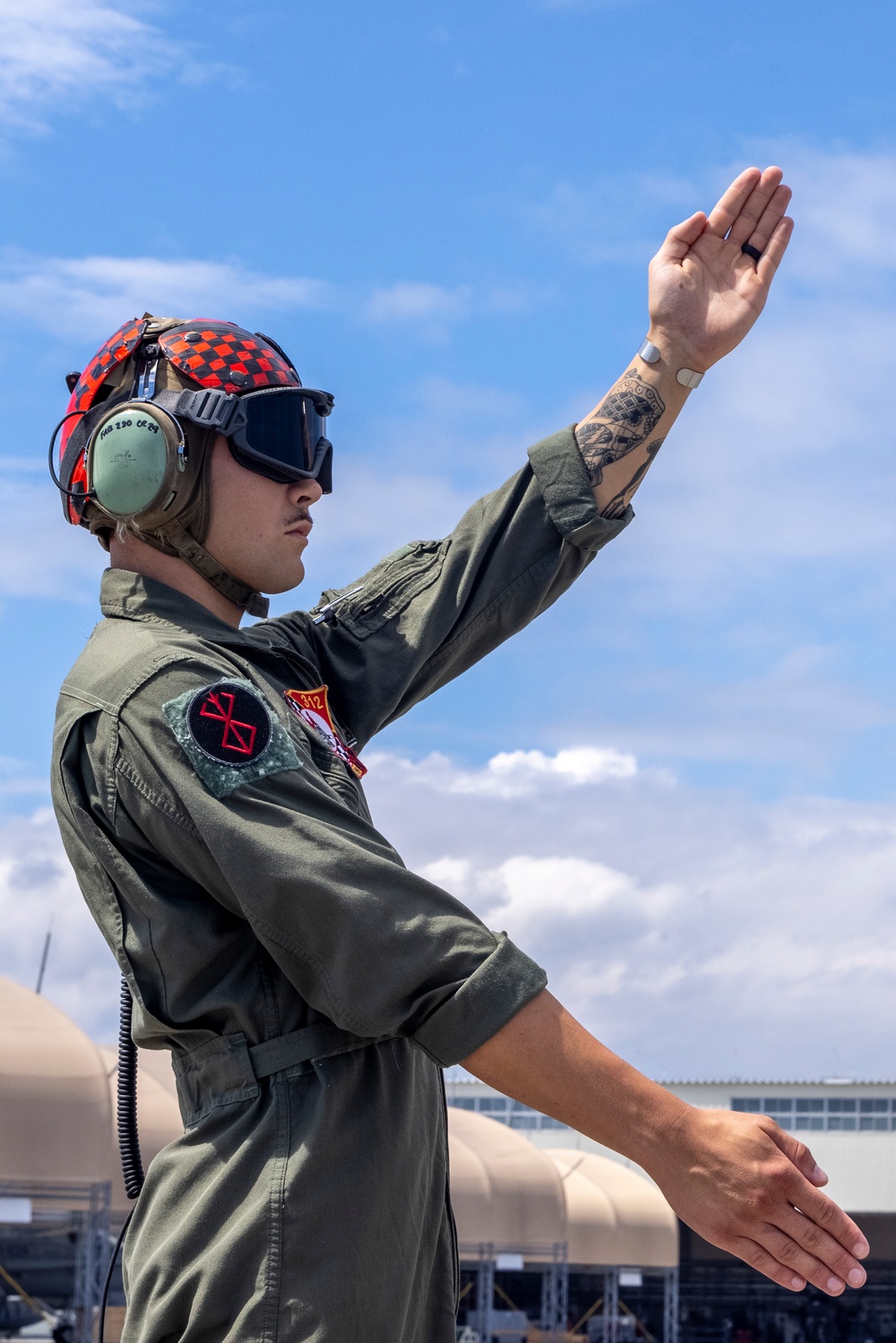 Marine F/A-18s arrive at Iwakuni, Japan