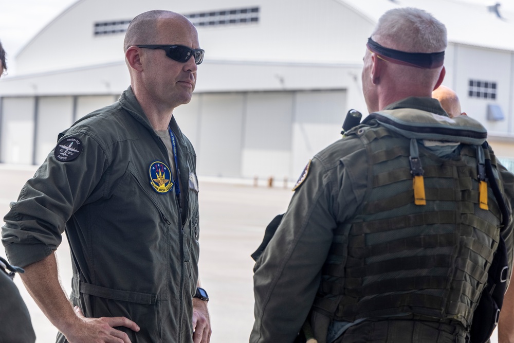 Marine F/A-18s arrive at Iwakuni, Japan