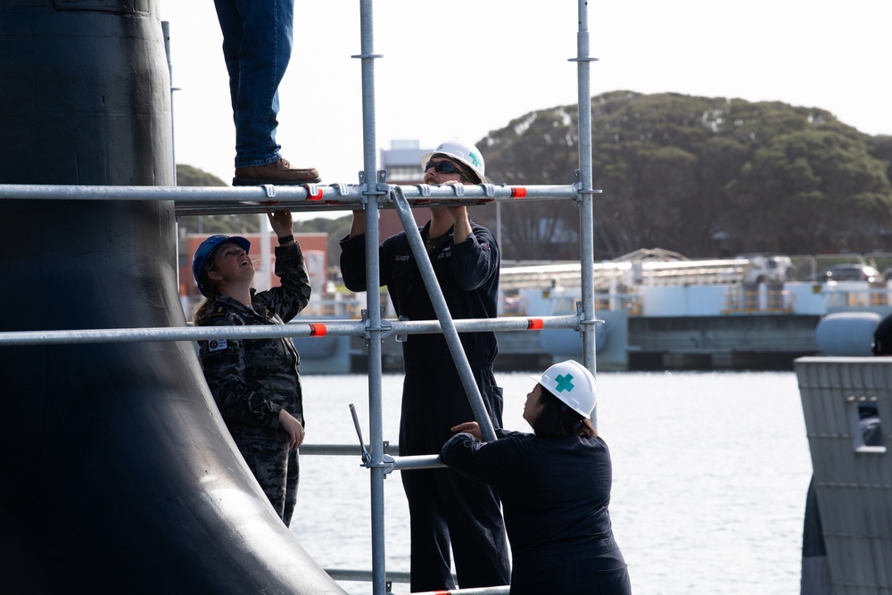 Sailors Aboard USS Hawaii Build Scaffolding at HMAS Stirling