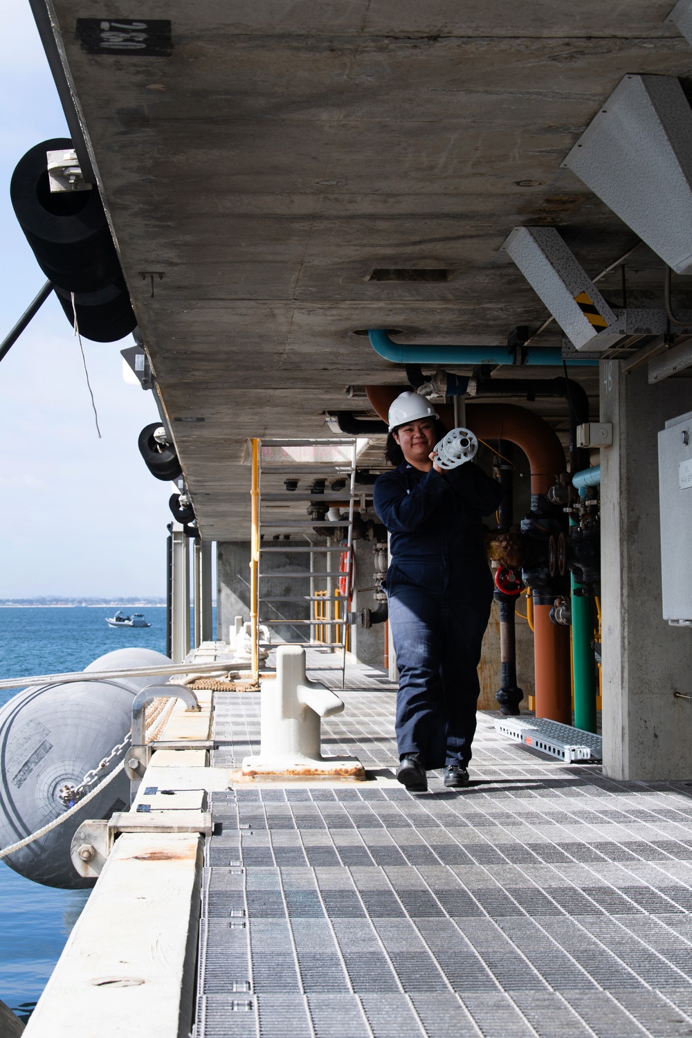 Sailors Aboard USS Hawaii Build Scaffolding at HMAS Stirling