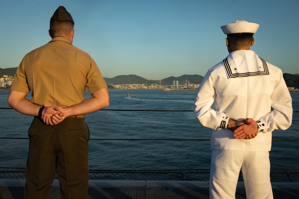 31st MEU Mans the Rails in South Korea