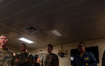 Commandant of the Marine Corps / Sergeant Major of the Marine Corps Visit USS America (LHA 6)