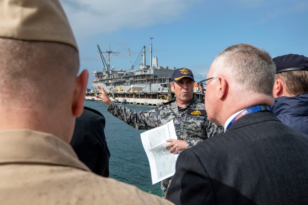 Distinguished Visitors Tour HMAS Stirling and USS Hawaii