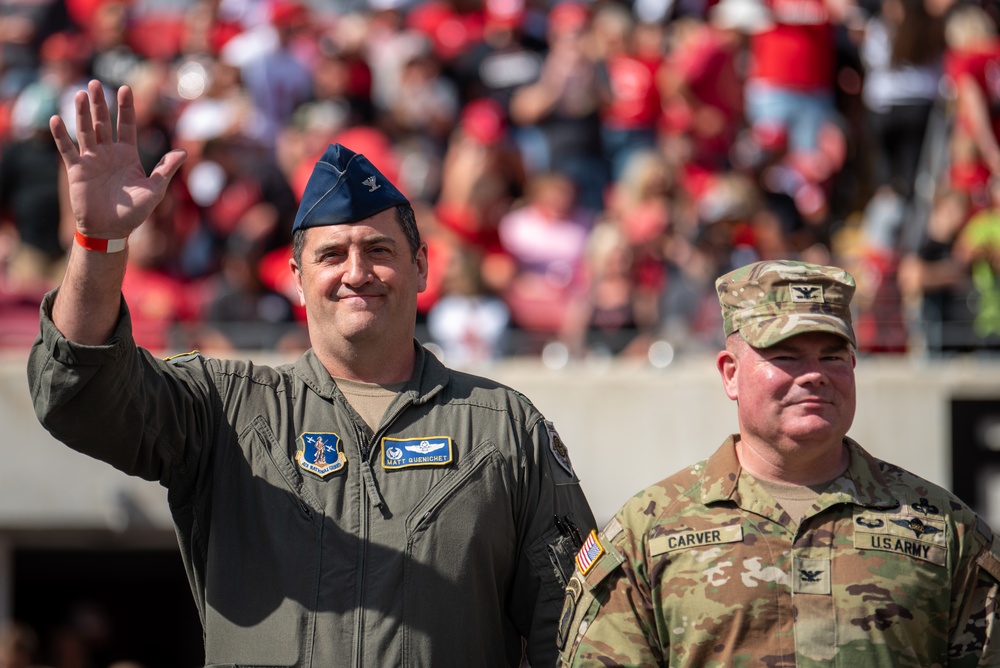 University of Louisville honors Kentucky Air Guardsmen during football game