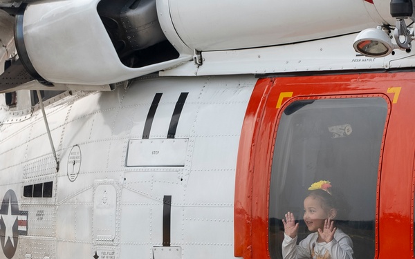 NAS Whidbey Island Opens to Public