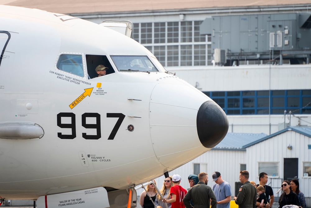 NAS Whidbey Island Opens to Public