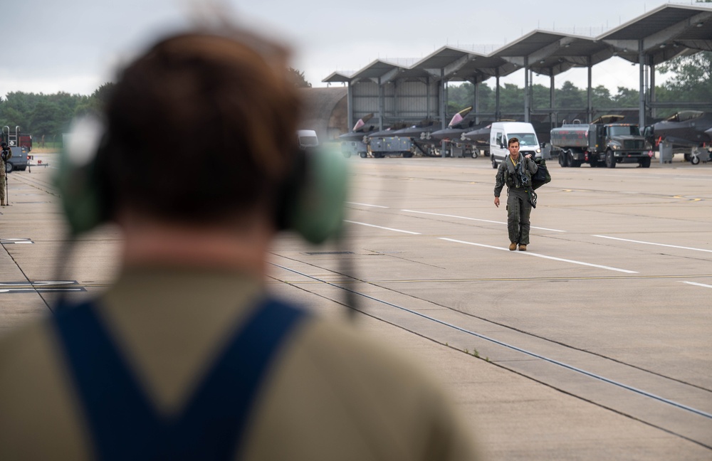 48th Fighter Wing demonstrates maneuverability at UK, U.S. ACE exercise