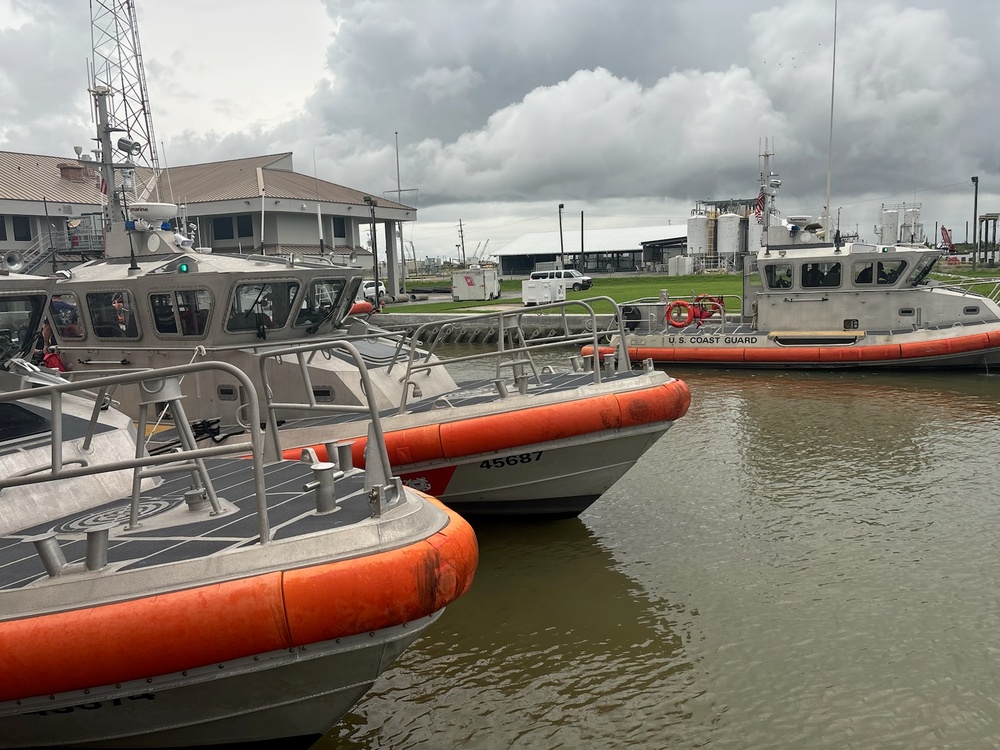 Coast Guard crews prepare for Hurricane Francine