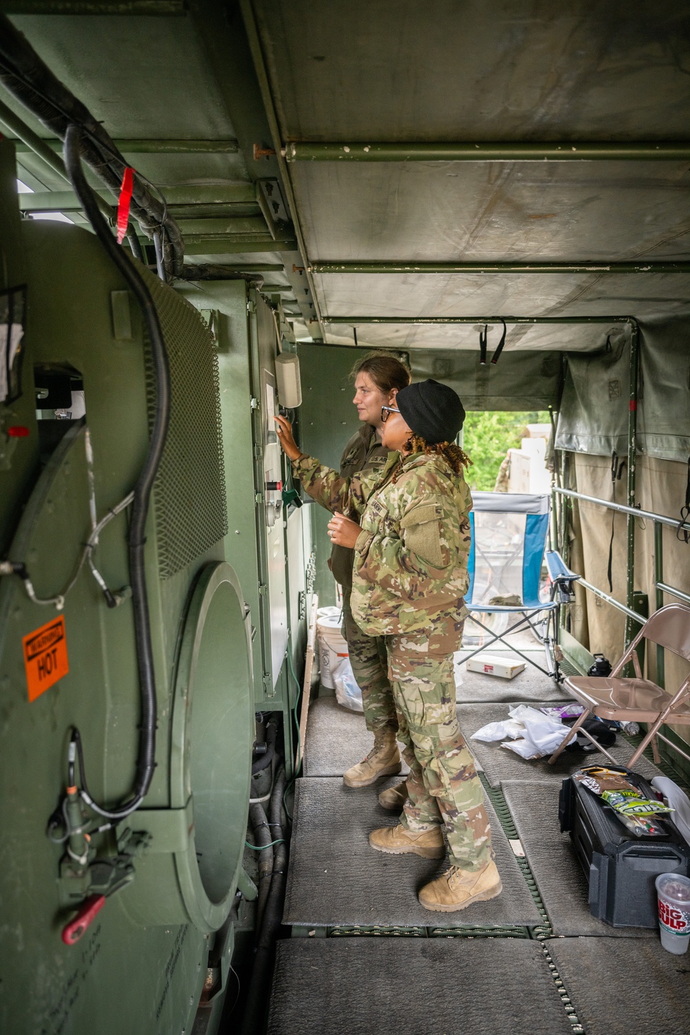 Field Laundry and Shower Specialists : Exercise Northern Strike 24-2