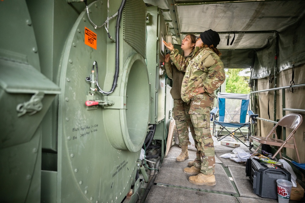 Field Laundry and Shower Specialists : Exercise Northern Strike 24-2