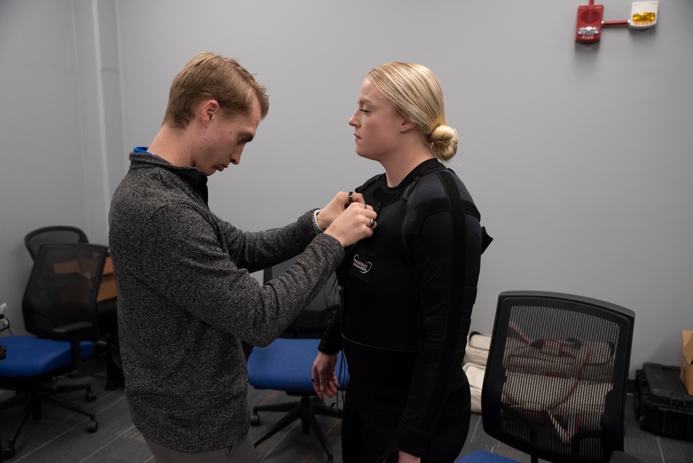 AFRL 711 HPW researchers use motion capture tech to study mobility, injury risks