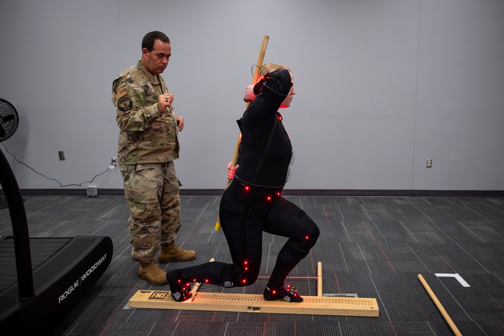 AFRL 711 HPW researchers use motion capture tech to study mobility, injury risks