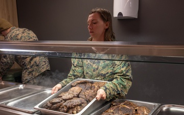 MWSS-271 Marines eat a warrior's meal as a conclusion to exercise Northern Viking 24