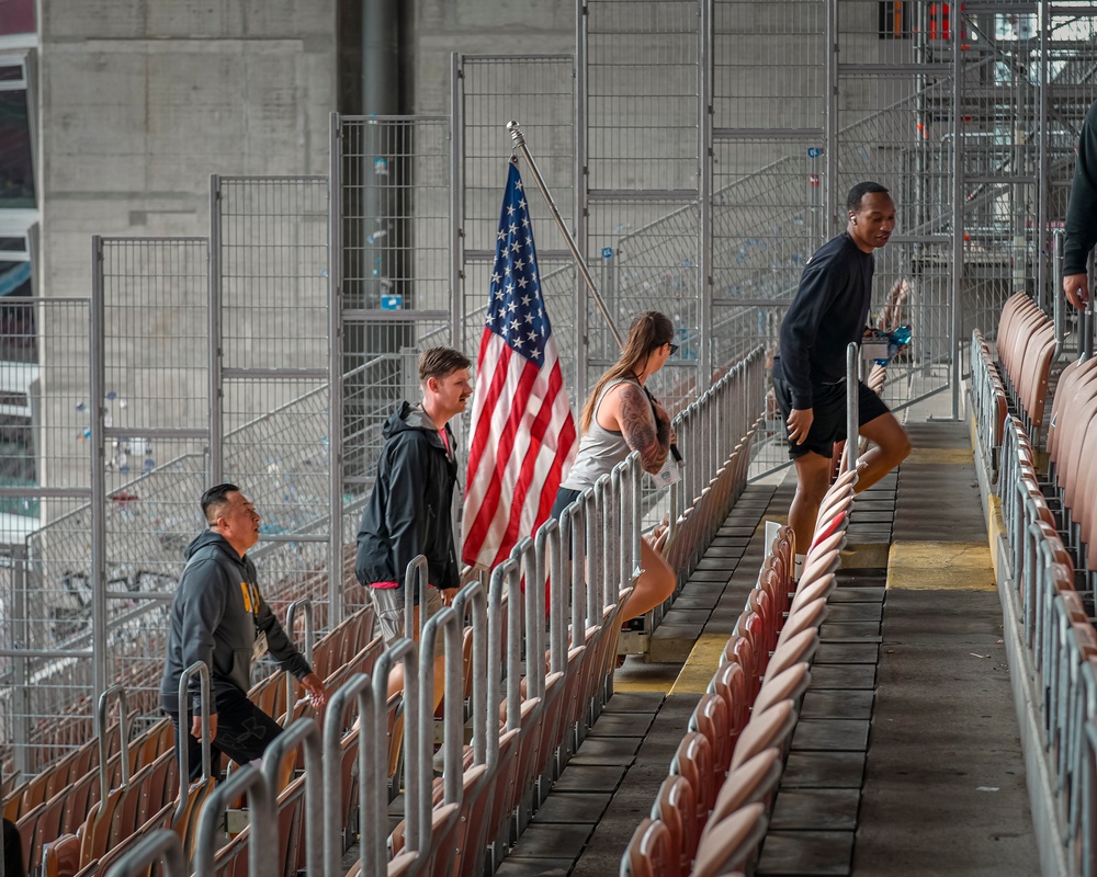 10th AAMDC and 52D ADA honor 9/11 firefighters with soccer stadium stair climb