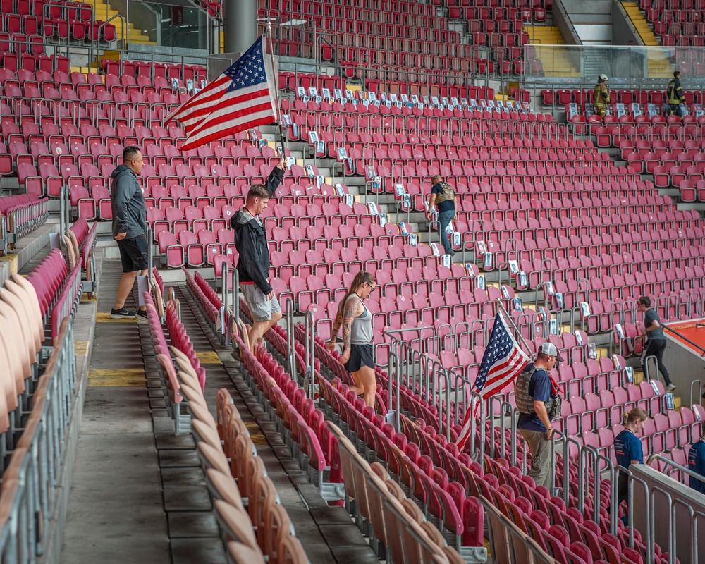 10th AAMDC and 52D ADA honor 9/11 firefighters with soccer stadium stair climb