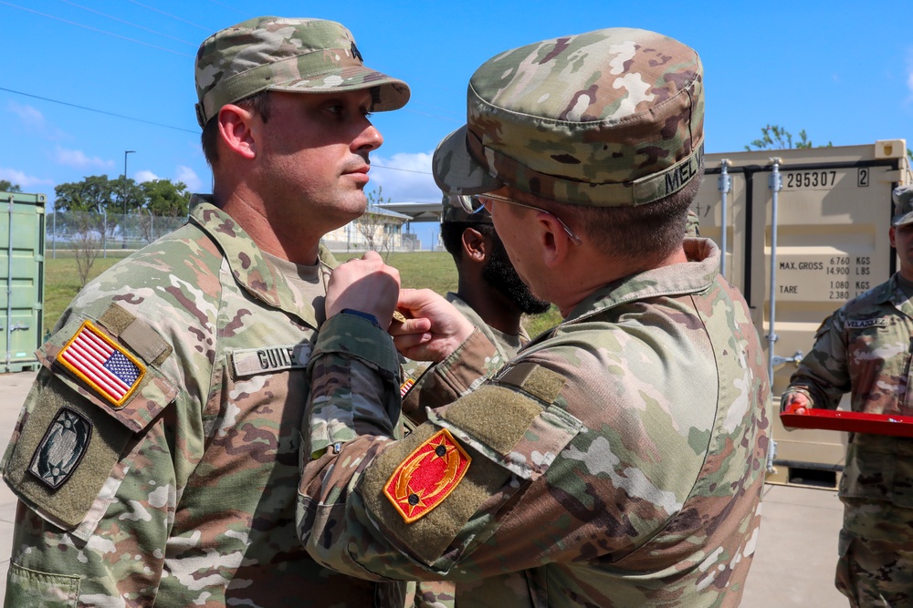 69th HHB Solders Receives and Awards