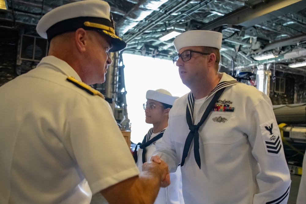 USS Manchester returns to San Diego