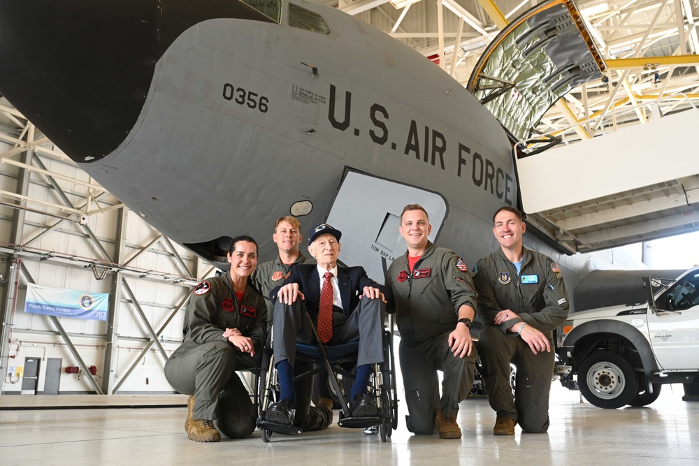 A Day With A Legend: WWII Bomber Pilot Visits Old Squadron