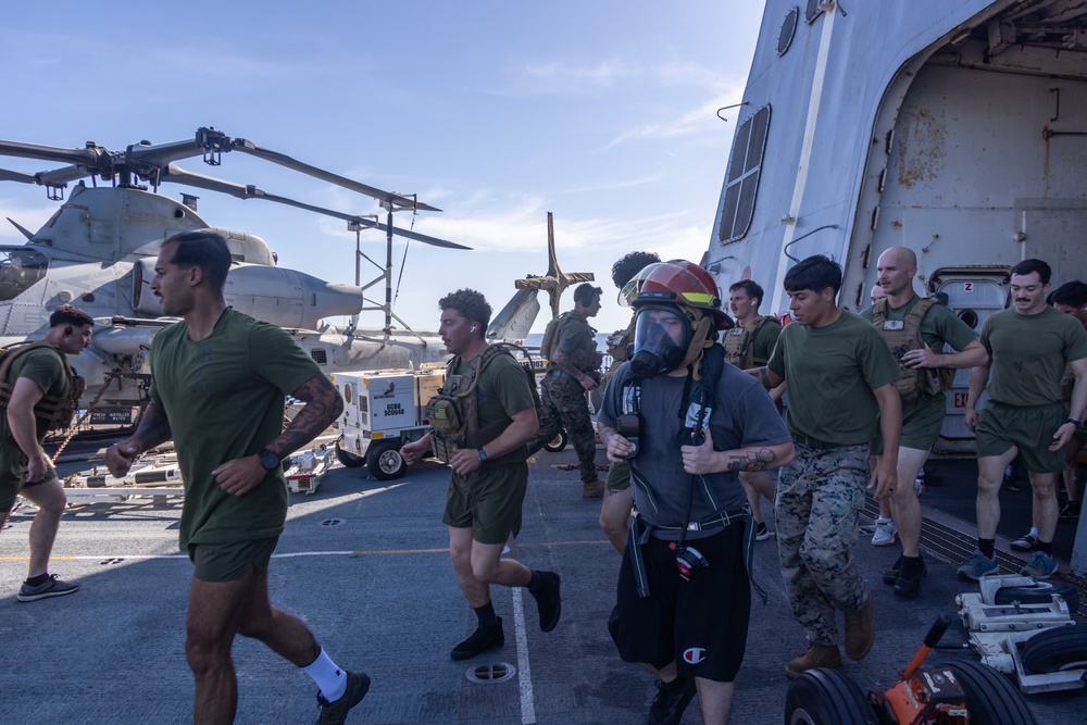 USS Green Bay holds 9/11 Memorial Run