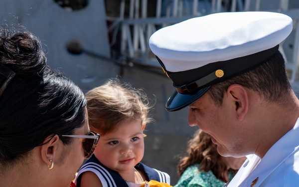 USS Manchester (LCS 14) Returns to Homeport