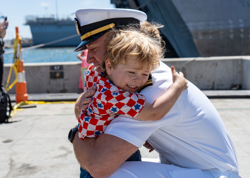 USS Manchester (LCS 14) Returns to Homeport