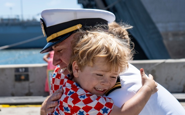 USS Manchester (LCS 14) Returns to Homeport