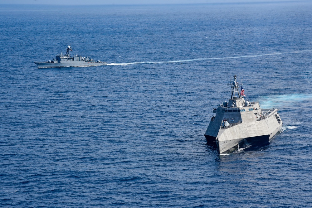 USS Kingsville (LCS 36) Sails Alongside Colombian Navy Ships and Aircraft