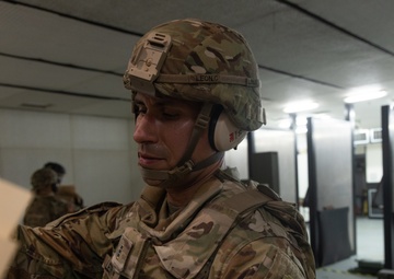 Southern European Task Force Africa Soldiers qualify at M4 Carbine indoor range