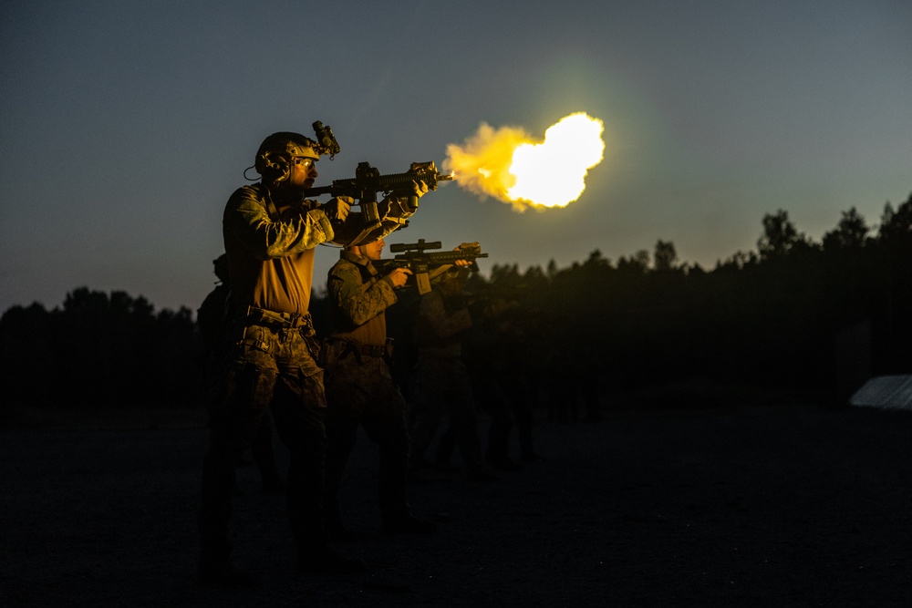 2d Recon Marines Train with Swedish Coastal Rangers