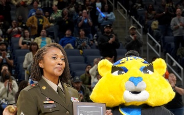 Army Reserve Soldier honored during Chicago Sky WNBA game