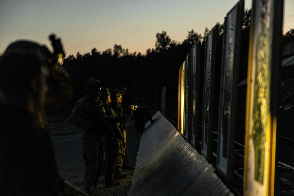 2d Recon Marines Train with Swedish Coastal Rangers