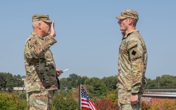 Staff Sgt. Frank Welle Re-enlists with 88th CG MG Ricciardi