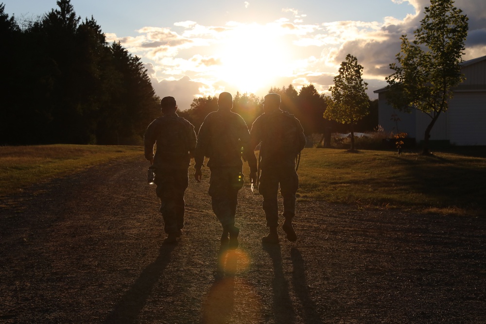 3-126 Infantry Practices Land Navigation