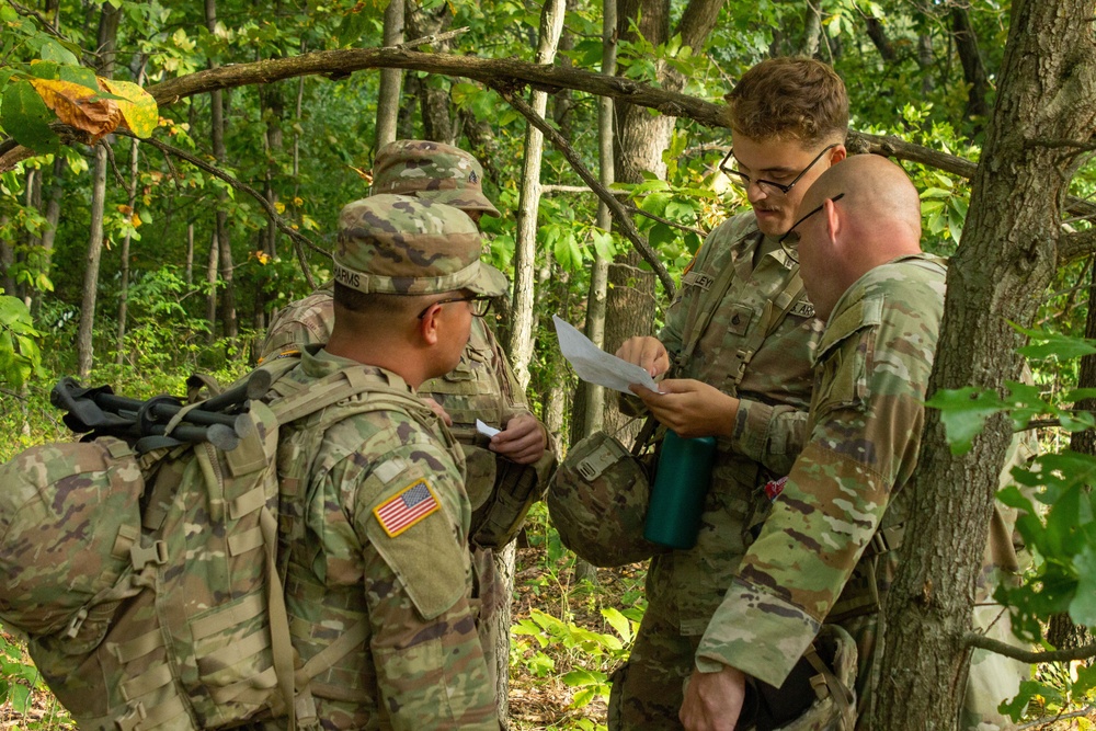 3-126 Infantry Practices Land Navigation